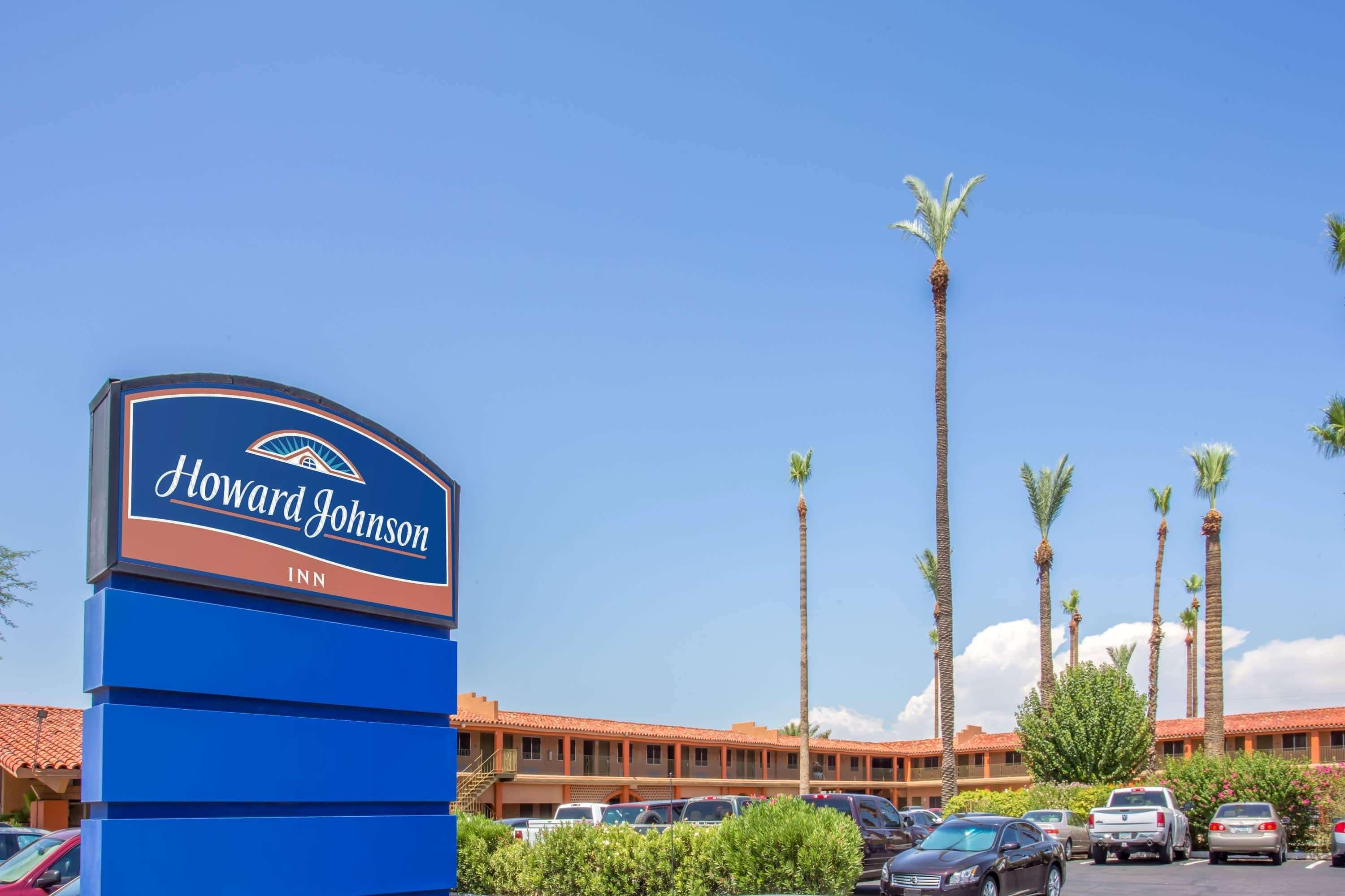 Howard Johnson By Wyndham Phoenix Airport/Downtown Area Hotel Exterior photo